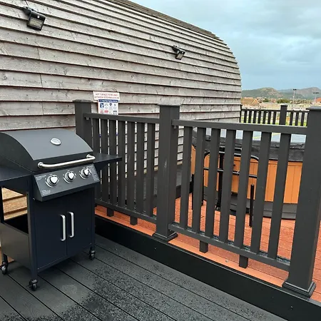 Ffrith Park Hotel Pods Prestatyn Buitenkant foto